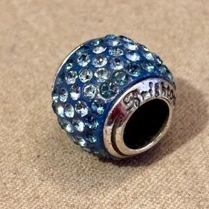 Brighton Cupid’s Kiss Bead Blue ombre Covered w. 5 rows of crystals in 3 shades